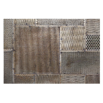 Fototapeta z perforowanym, metalicznym wzorem