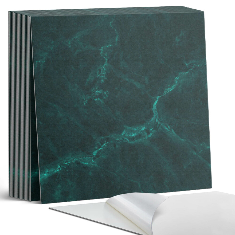 Samoprzylepne płytki na ścianę Marmurowy wzór z delikatnymi żyłkami