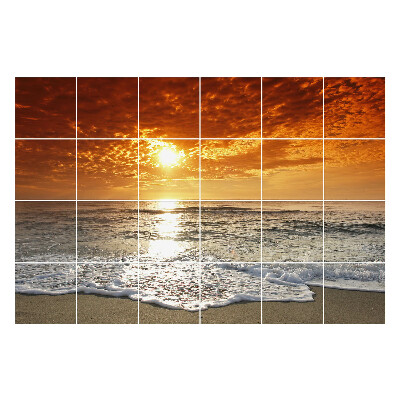 Naklejki samoprzylepne na kafelki Zachód słońca nad morzem