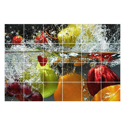 Naklejki na kafelki do kuchni Owocowa eksplozja w wodzie