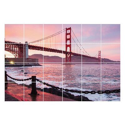 Naklejki samoprzylepne na kafelki Most w zachodnim krajobrazie