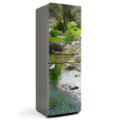 Okleina na lodówkę Ogród z wodnym strumieniem