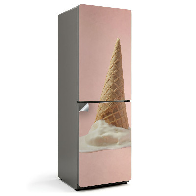 Nalepka na lodówkę Lód w waflu na stole