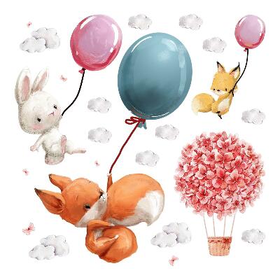Naklejka na ścianę 60x76 Pastelowe akwarelowe zwierzątka z balonami w chmurach